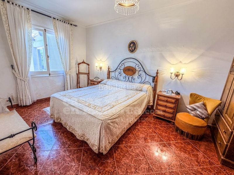 Foto dee49de2-e8ad-404d-aa6c-d696a3720afb. Casa amb aparcament a Ciutadella Ciutadella de Menorca