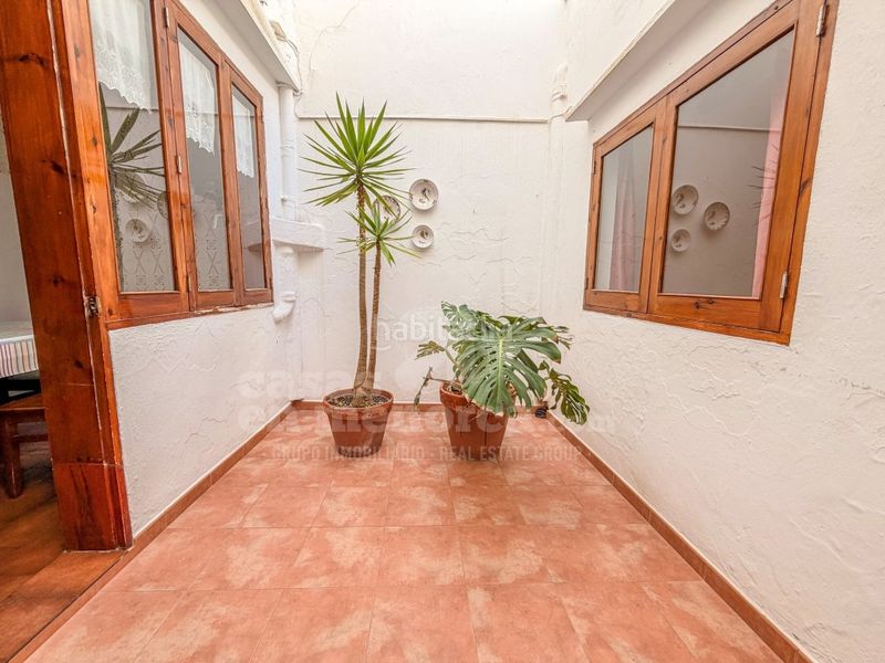 Foto 0f0bcc4e-8529-4893-b7a0-bfad381f95cf. Casa amb aparcament a Ciutadella Ciutadella de Menorca