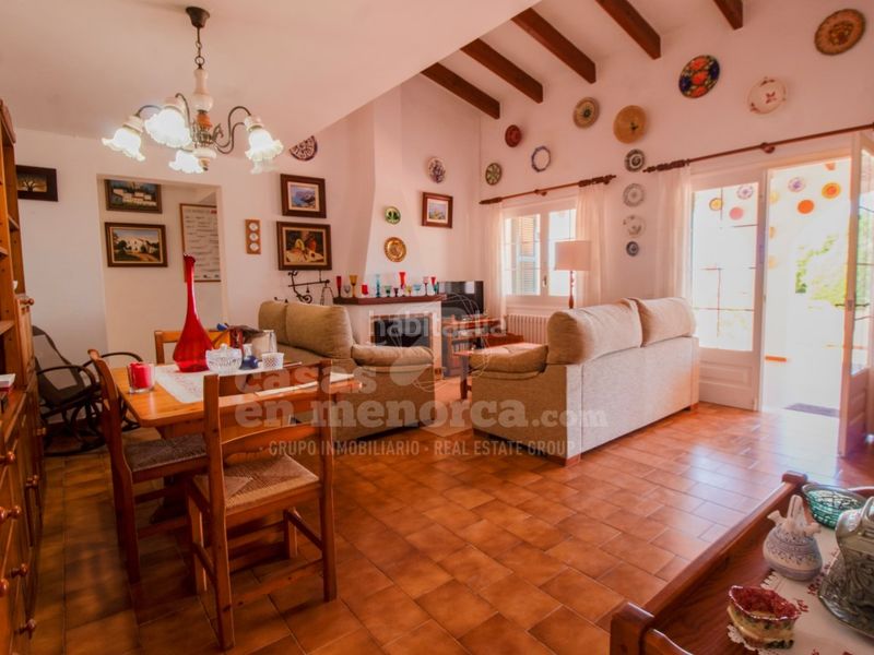 Foto 1a03b70a-1aea-4b3b-8f7c-0e27a1c8d96a. Casa amb calefacció aparcament piscina a Binibèquer Sant Lluís