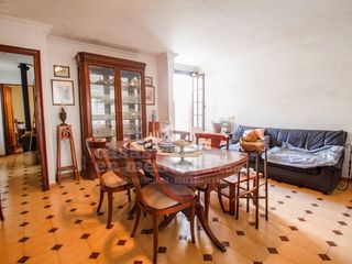 Haus in Camí de Ses Vinyes. Casa con dos viviendas en mahón