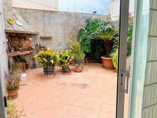 Casa a Es Castell. Casa en planta baja con gran patio en es castell