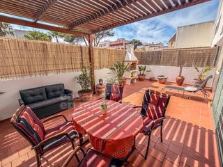Planta baixa a Ciutadella. Piso en planta baja con piscina, terraza y parking en ciutadella
