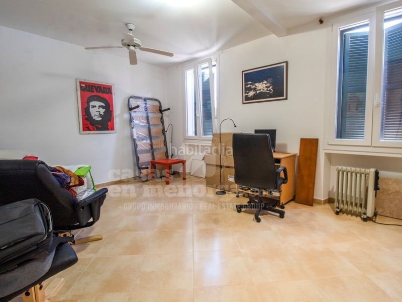 Foto cb5d83f0-f245-4393-88bc-a162d3e3b799. Casa a Centre Històric Maó / Mahón