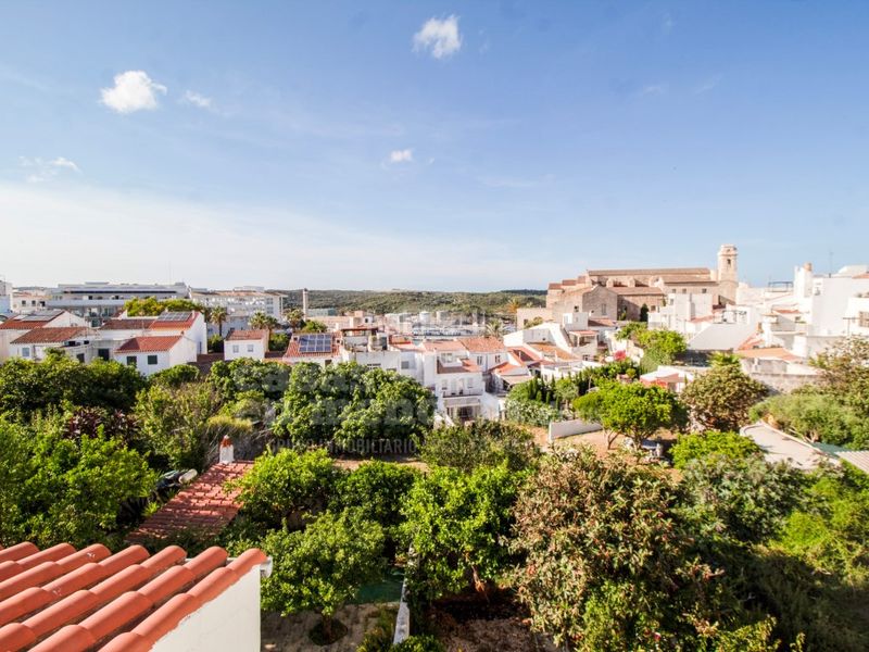 Foto d4439a06-8803-4f68-9b94-00311632f1bd. Casa a Centre Històric Maó / Mahón