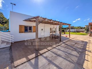 Masía en Cala Blanca. Casa de campo con piscina en ciutadella