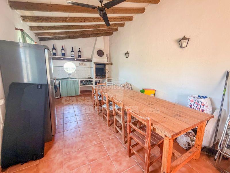 Foto d9f2c41c-cf0e-4cff-9a57-c3693ebbf39e. Masia a Cala Morell Ciutadella de Menorca