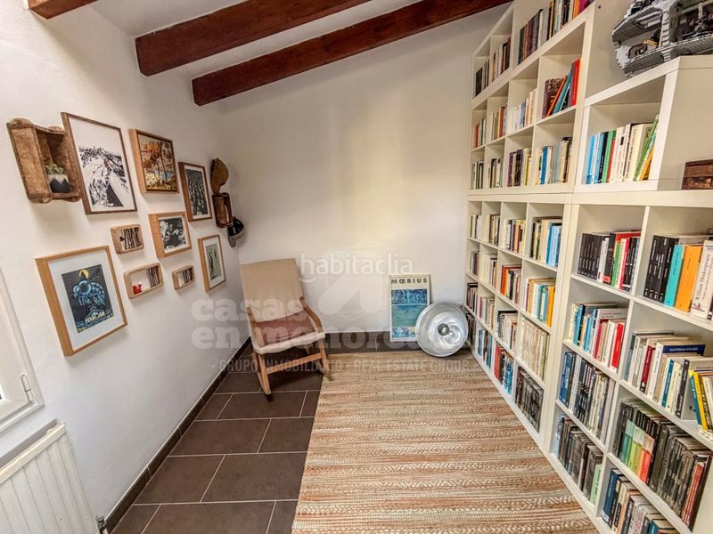 Foto ef14885c-a149-4ddc-81cc-9e1b062a24b4. Casa amb aparcament a Cala Blanca Ciutadella de Menorca