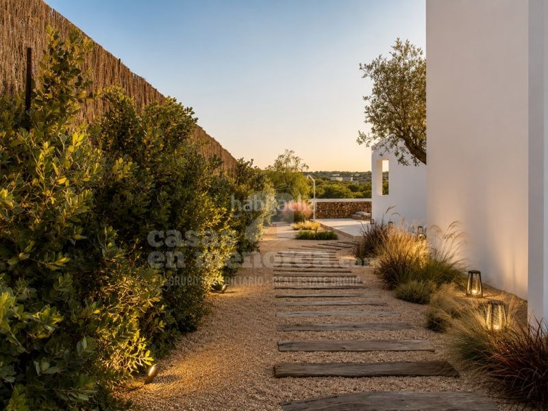 Foto e450c507-7eb1-4ea3-a881-1442cbafd23c. Casa amb piscina a Punta Grossa Es Mercadal