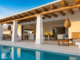 Casa in Punta Grossa. Chalet de lujo con licencia cerca del mar en arenal den castell