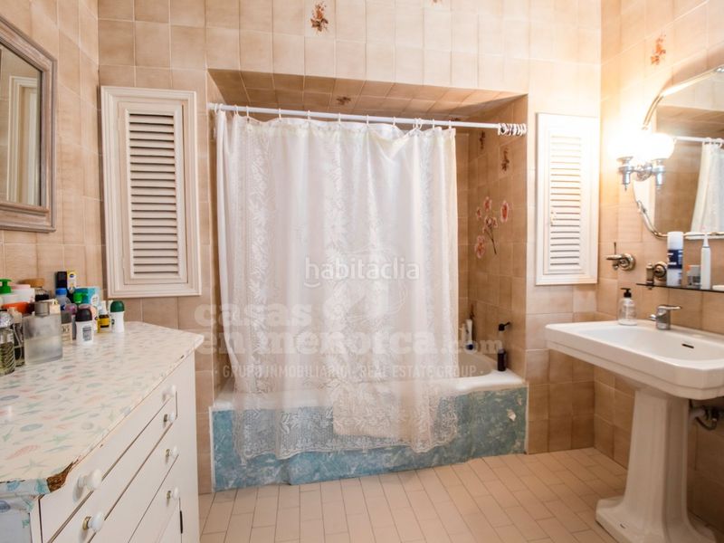 Foto f2bfaa0a-7e64-462e-9603-c6503877dece. Casa a Centre Històric Maó / Mahón