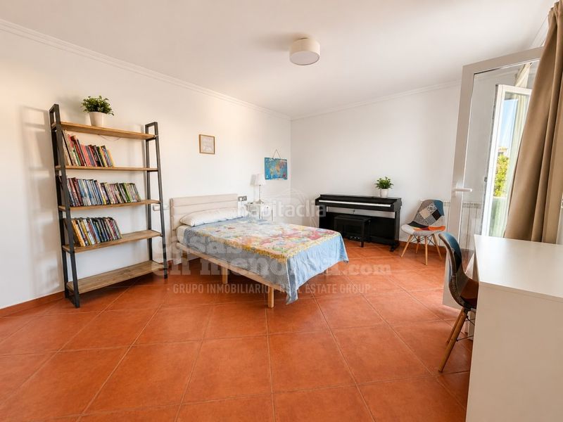 Foto 44e2a1b2-4df6-4019-a53f-77cf477c32c5. Casa amb aparcament piscina a Cala en Blanes Ciutadella de Menorca