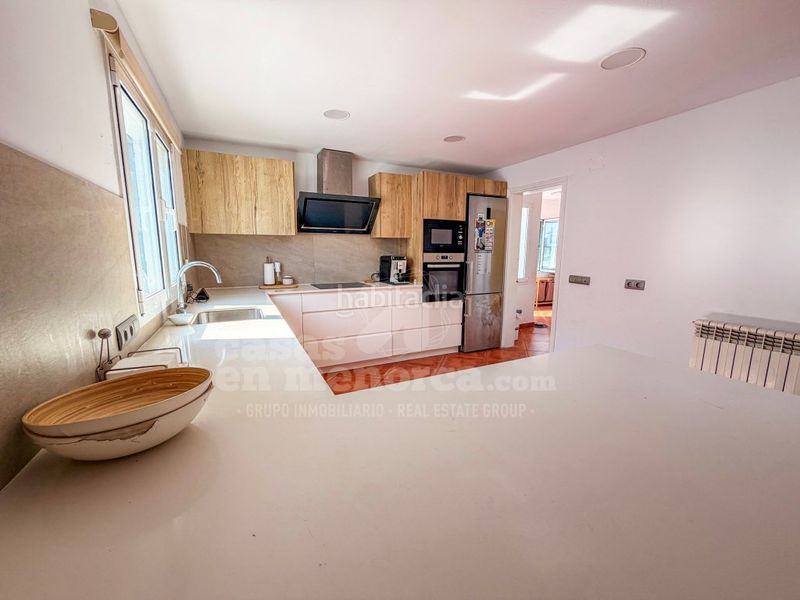 Foto 66392ed8-c104-4f99-ba5a-c800cfe3f068. Casa amb aparcament piscina a Cala en Blanes Ciutadella de Menorca