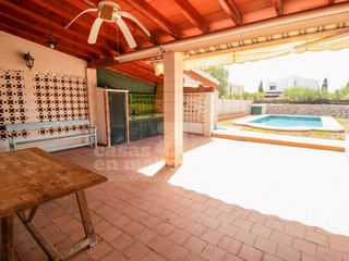 Country house in Trebalúger. Casa de campo con piscina en trebalúger