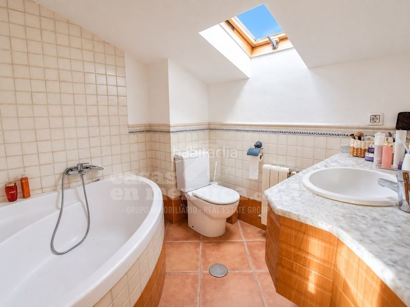 Foto a851fd3d-ba53-4a80-923f-9d0e224a91de. Etagenwohnung mit parking pool in Es Castell Es Castell