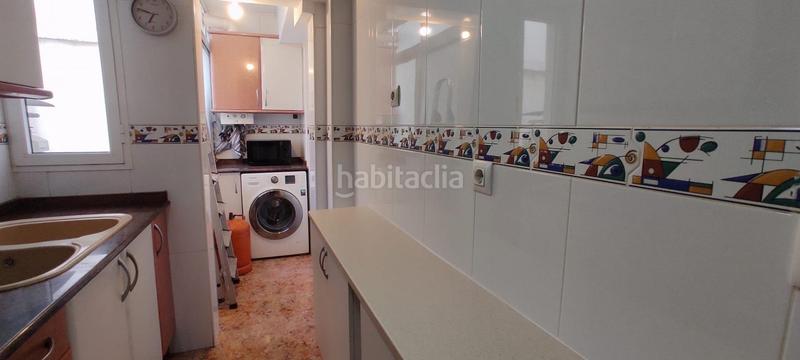 Foto fd3ec3e4-8657-47a0-a444-18a73ee09363. Lloguer pis a Nou Moles Valencia