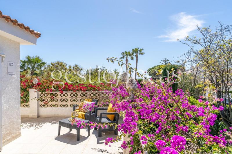 Foto 07a2a8ea-85d1-405f-a04d-30beff092a32. Chalet avec parking piscine dans mar Cambrils Cambrils