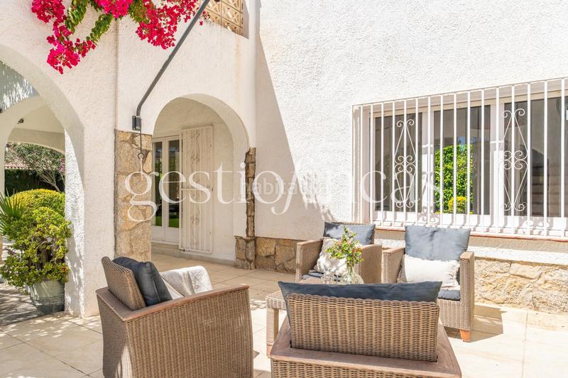 Foto 6c28004d-4d48-4a18-a5f2-4e44524eed19. Chalet avec parking piscine dans mar Cambrils Cambrils
