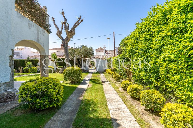 Foto 1fc9c77e-0a0d-43b5-86ee-25f0e063d708. Chalet avec chauffage parking piscine dans mar Cambrils Cambrils