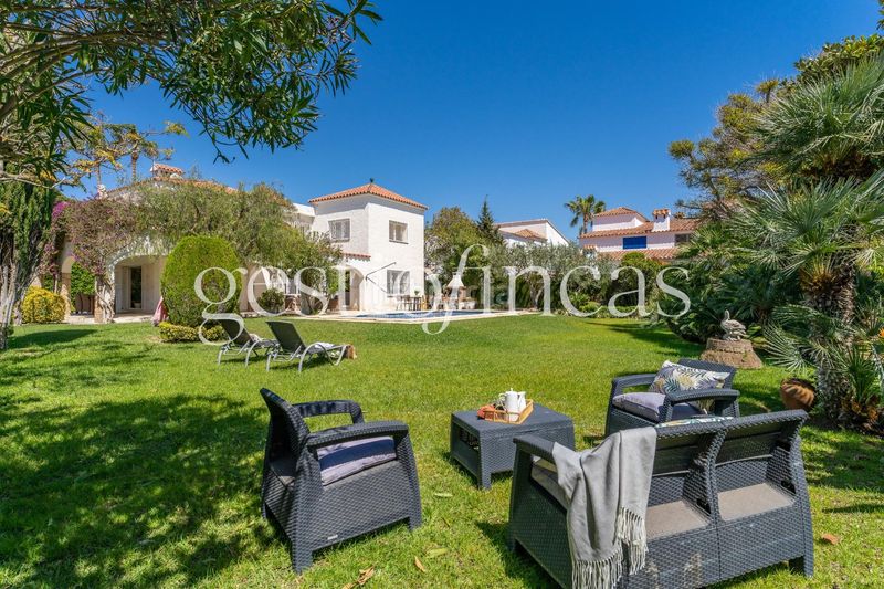Foto 2097f780-d5c8-48d1-b4f5-c85e34f04ae5. Chalet avec chauffage parking piscine dans mar Cambrils Cambrils