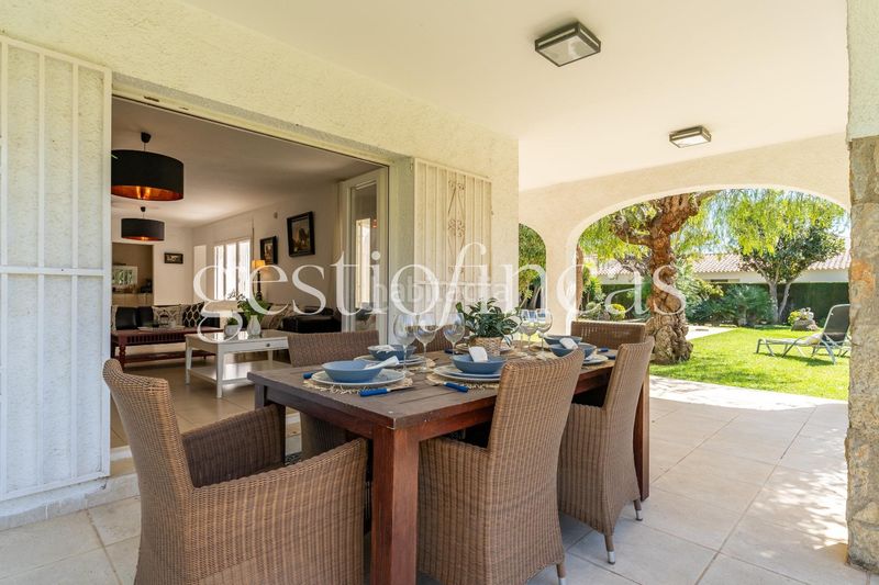 Foto f07f2db7-ea0d-471c-956c-2bed63b2bc97. Chalet avec chauffage parking piscine dans mar Cambrils Cambrils