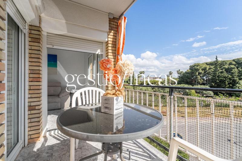 Foto 33263f76-c128-42c9-81d9-70047c861c17. Pis amb calefacció aparcament a Regueral - Prat d'en Forés Cambrils