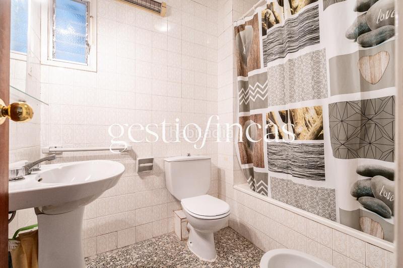 Foto 2ce50dac-ce9c-46f7-ae91-136c209c64de. Piso  de 4 habitaciones y dos baños en el centro ! en Cambrils