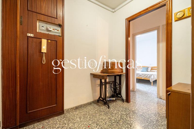 Foto 5f632594-8cc5-442b-ad33-ee05eea6be23. Piso  de 4 habitaciones y dos baños en el centro ! en Cambrils