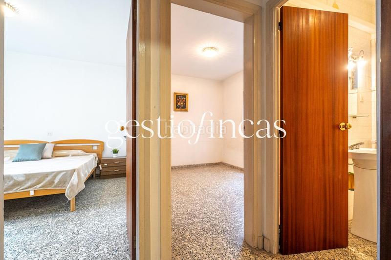 Foto 73cea78b-0554-47c5-a7e3-4581dfd4315c. Piso  de 4 habitaciones y dos baños en el centro ! en Cambrils
