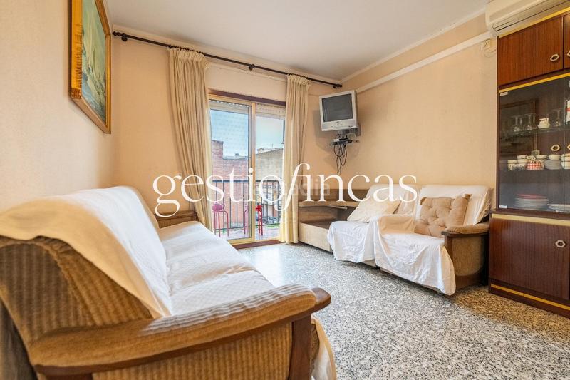 Foto 7ca4402d-d793-4395-93cf-4483457c77cb. Piso  de 4 habitaciones y dos baños en el centro ! en Cambrils