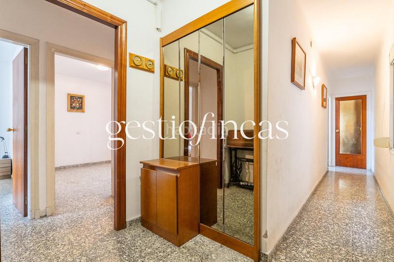 Foto 7da28e19-2d58-43c8-b7aa-e167805e49c4. Piso  de 4 habitaciones y dos baños en el centro ! en Cambrils
