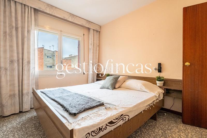 Foto a2f97d7d-3014-4f37-8d47-cb4563763cd2. Piso  de 4 habitaciones y dos baños en el centro ! en Cambrils