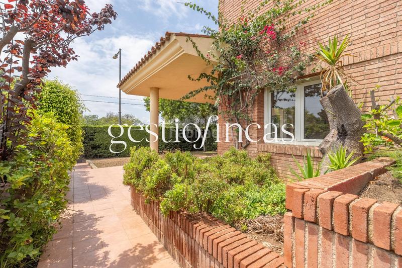 Foto 82589279-8074-4137-813d-89dfe63ec29a. Casa aparellada amb aparcament a Jardins de Vilafortuny - Mas d'en Bosch Cambrils