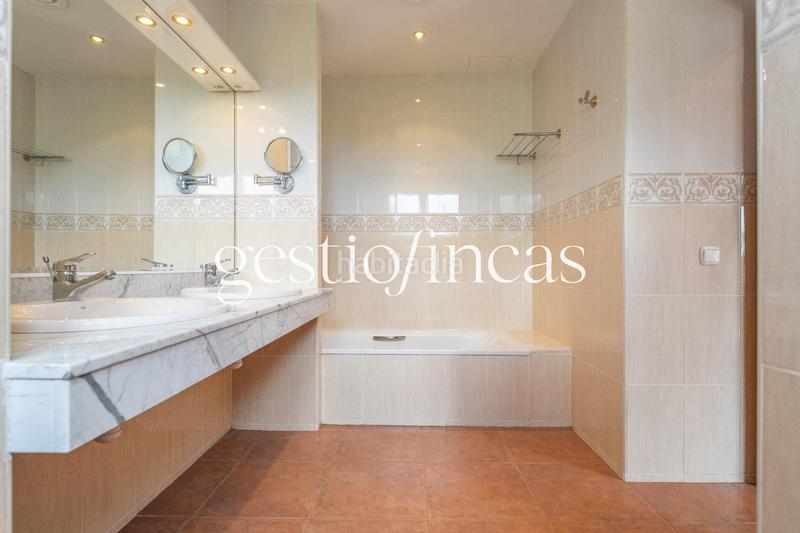 Foto 9b739b4a-701f-4a43-9ff1-6cf4eeea44a3. Casa aparellada amb aparcament a Jardins de Vilafortuny - Mas d'en Bosch Cambrils