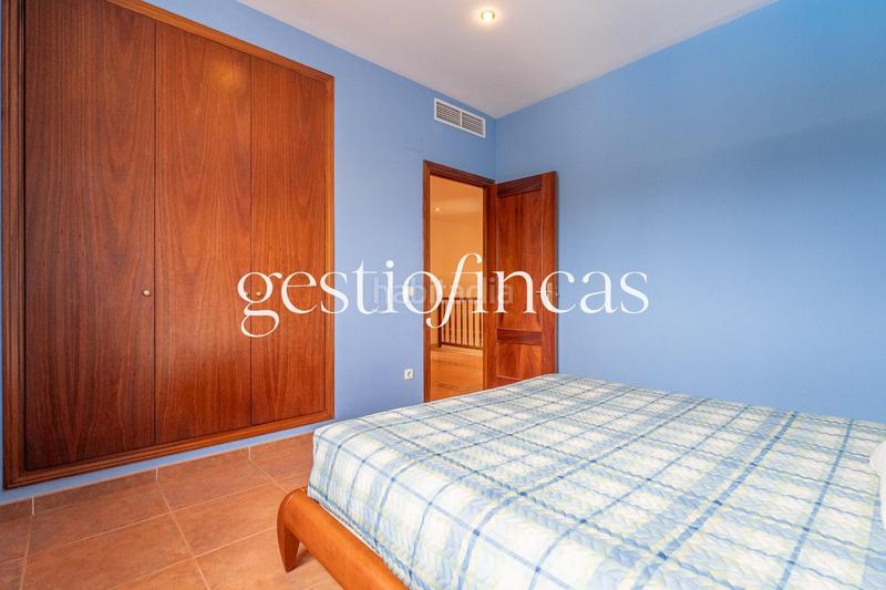Foto adfceea2-1585-4f5f-8576-bfa487021b7e. Casa aparellada amb aparcament a Jardins de Vilafortuny - Mas d'en Bosch Cambrils