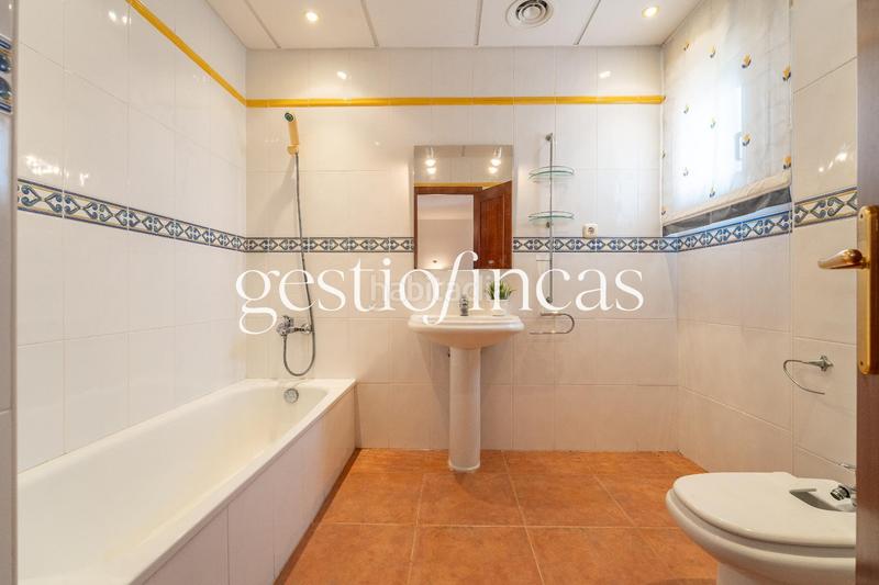Foto e597ec8f-a1b2-49c5-947b-68beb44908cf. Casa aparellada amb aparcament a Jardins de Vilafortuny - Mas d'en Bosch Cambrils