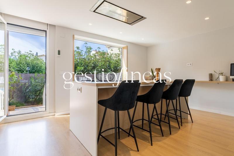 Foto 5b1643b5-1f58-4bbc-9b80-42aa54328ae9. Casa aparellada amb calefacció aparcament piscina a Cambrils