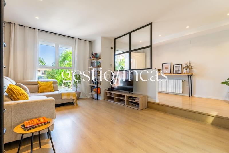 Foto 9a96b735-ecf6-4c6e-bbe5-6234932dbe27. Casa aparellada amb calefacció aparcament piscina a Cambrils