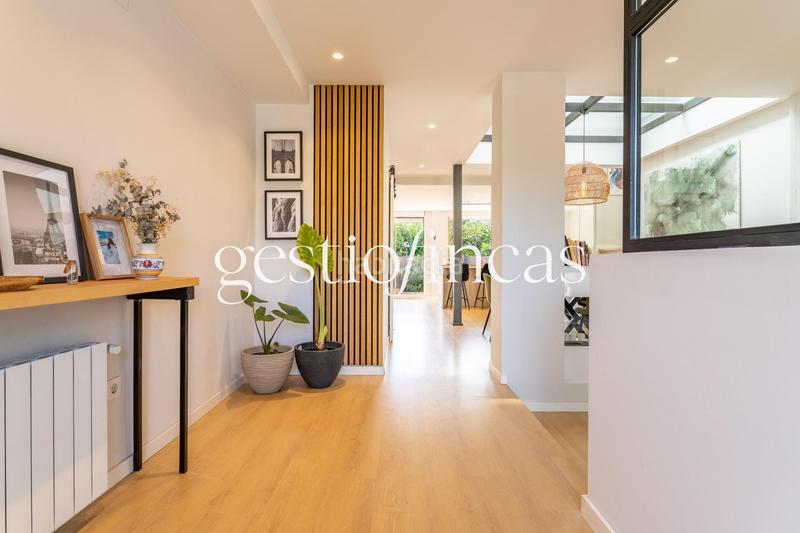 Foto c14ef80b-d3db-46fb-804d-86c7a1abfbc1. Casa aparellada amb calefacció aparcament piscina a Cambrils