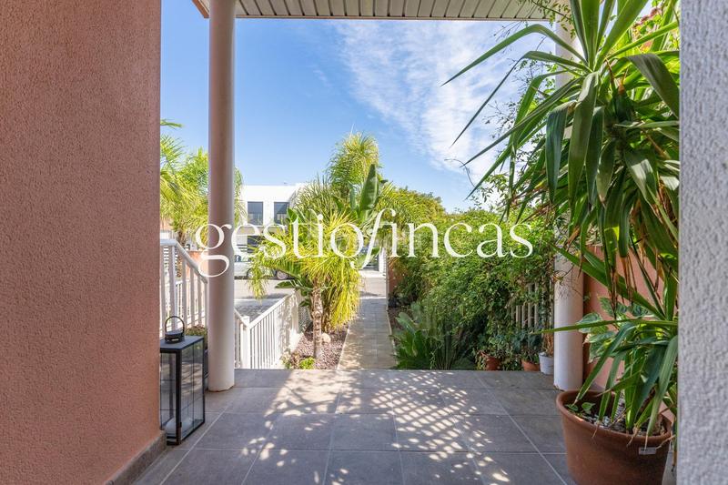 Foto ea04f9ff-2852-4e4a-b2da-75a7832d72e4. Casa aparellada amb calefacció aparcament piscina a Cambrils