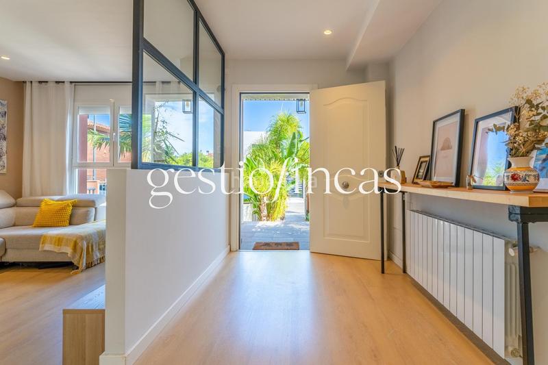 Foto f46a4e21-2f51-4787-9da9-7b28ceff7737. Casa aparellada amb calefacció aparcament piscina a Cambrils