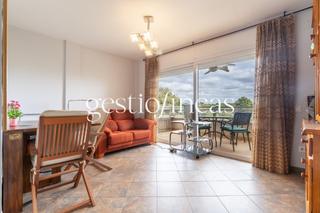 Apartament a Carrer carrer de guillem carbonell 2. Tu apartamento ideal en cambrils te espera!