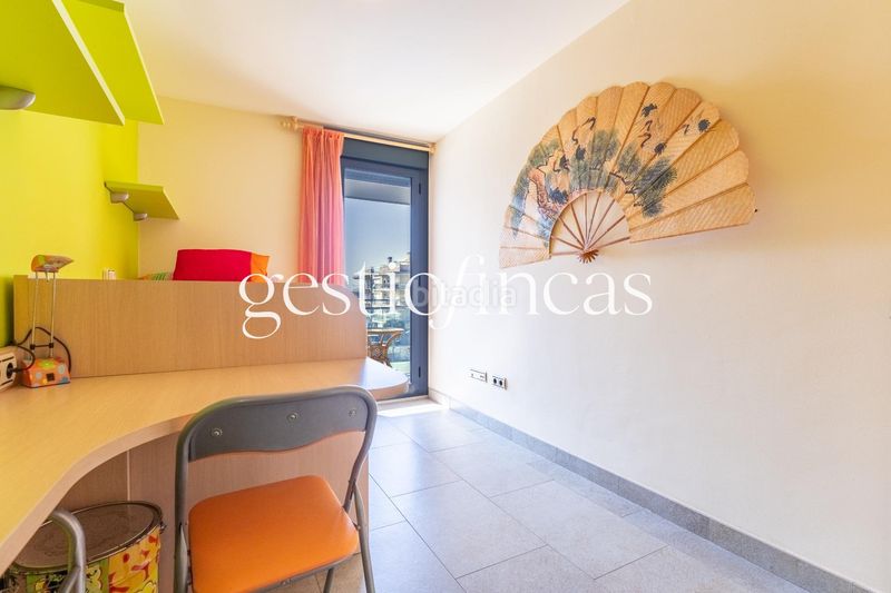Foto 845bff36-af15-42e8-97e5-94861557ba52. Pis a carrer riu glorieta 18 a Els Esquirols Cambrils
