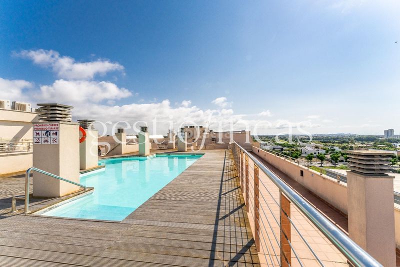 Foto 1707970a-01f6-44eb-96f8-5d1fa59185fe. Pis a calle via augusta 15 a casc antic - nou Cambrils Cambrils