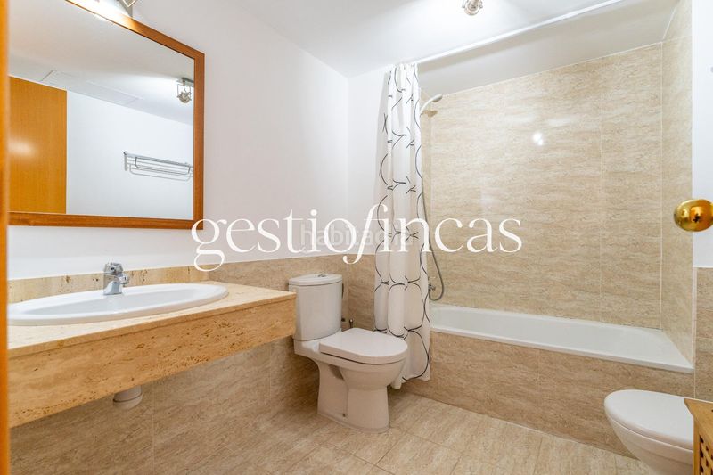 Foto 1c8ba28d-a607-4700-acd3-761d848ba21e. Pis a calle via augusta 15 a casc antic - nou Cambrils Cambrils