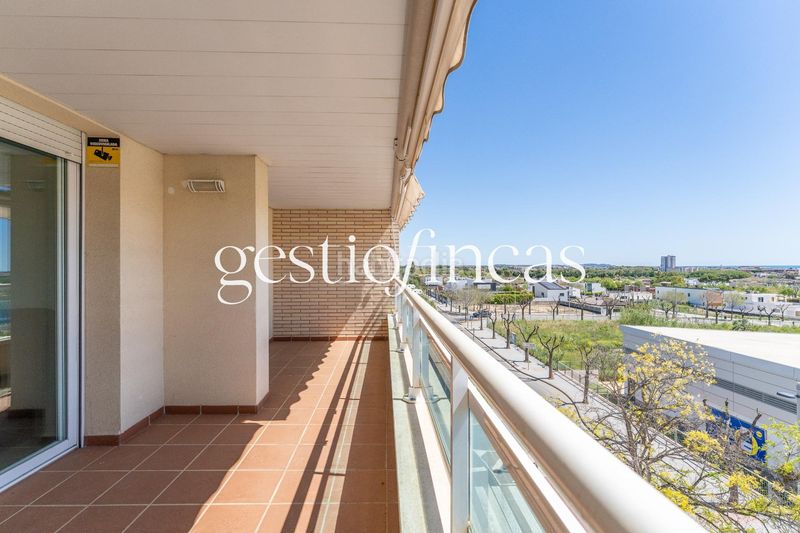 Foto 4f6ed891-e6dc-48f7-a0a4-95f151a0da81. Pis a calle via augusta 15 a casc antic - nou Cambrils Cambrils