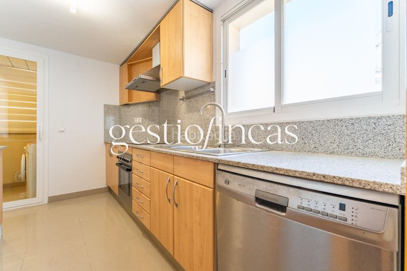 Foto 598a88cb-7697-478c-9cd9-b7b044edf43f. Pis a calle via augusta 15 a casc antic - nou Cambrils Cambrils