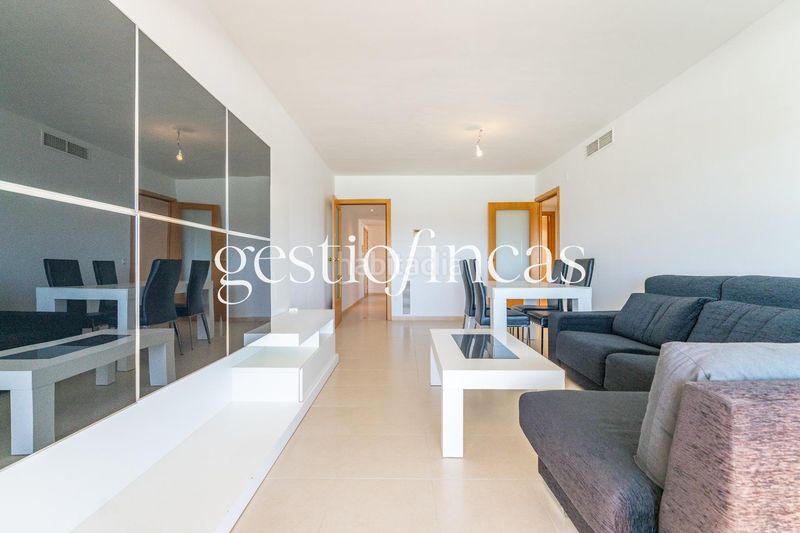 Foto a5720d27-accc-40b9-ad58-89cd690e27e6. Pis a calle via augusta 15 a casc antic - nou Cambrils Cambrils