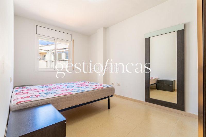 Foto b780f2c7-829b-44b1-a9a6-d96a851d062f. Pis a calle via augusta 15 a casc antic - nou Cambrils Cambrils