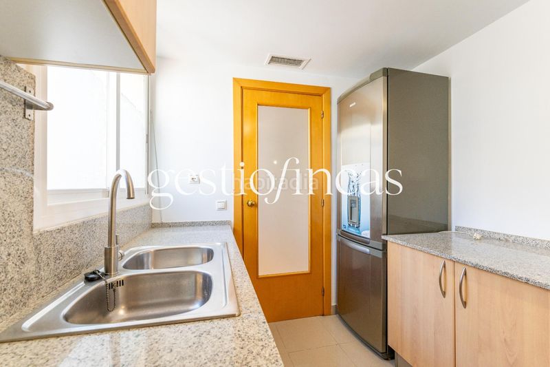 Foto f9aa379c-187b-4e57-a32d-4a80684974d2. Pis a calle via augusta 15 a casc antic - nou Cambrils Cambrils