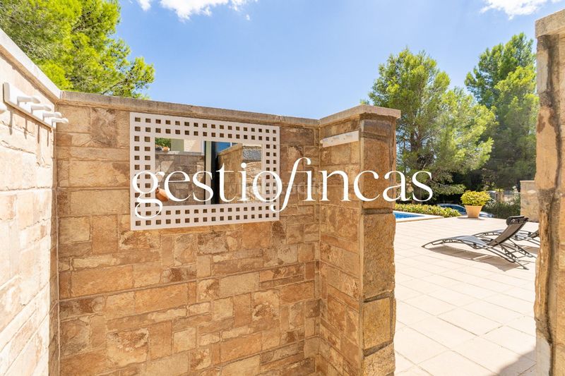 Foto e7d90a04-1159-4545-98f2-27f47a3b2336. Xalet amb calefacció aparcament piscina a Pratdip